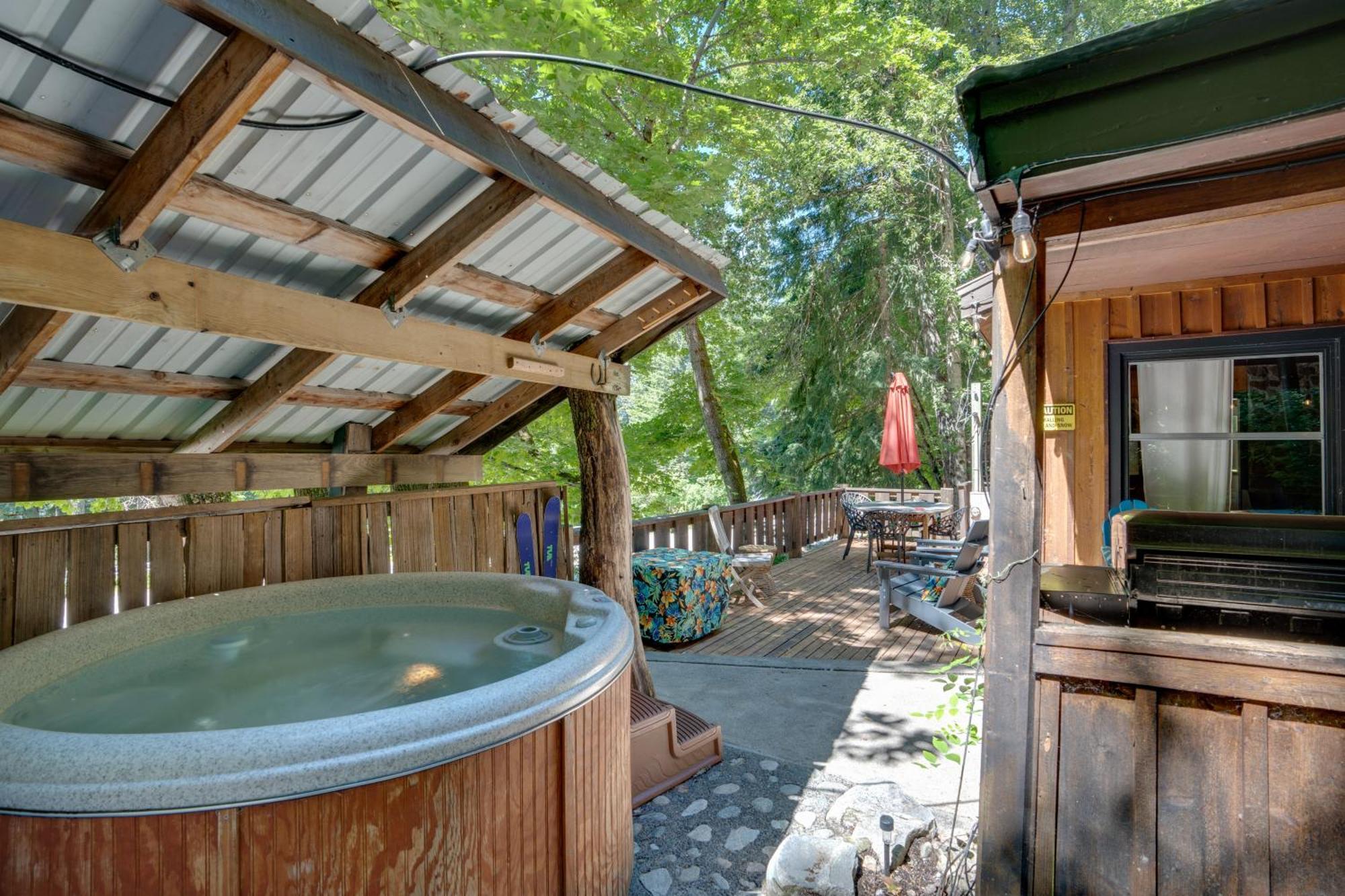 Leavenworth Cabin With Private Hot Tub! Zewnętrze zdjęcie